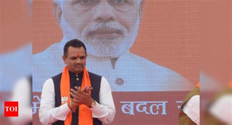 Jitu Vaghani: ‘He can’t help Congress, let alone state’ | Ahmedabad ...