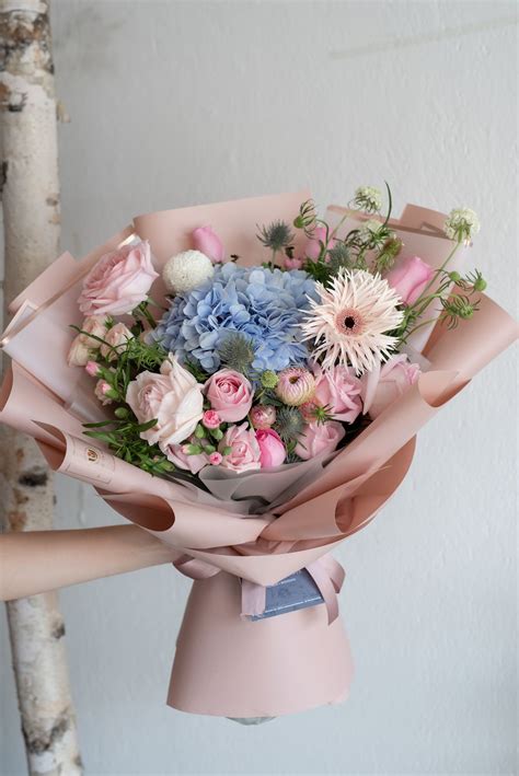 Mixed flowers bouquet – Artofit