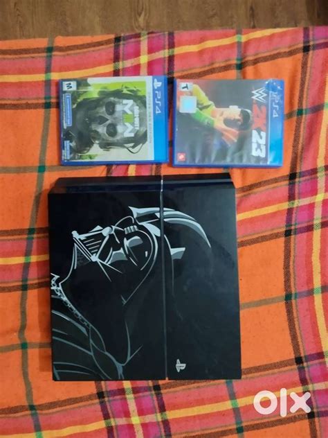 Used Ps4 500 gb with Wwe 2k23 and Mw2 - Games & Entertainment - 1815273724