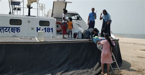 Six Sri Lankan Tamil Refugees Land in TN to Escape Food Inflation ...