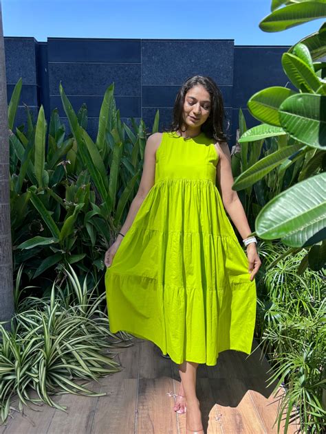 Neon 3 Tier MIDI Dress – Inyourdreams