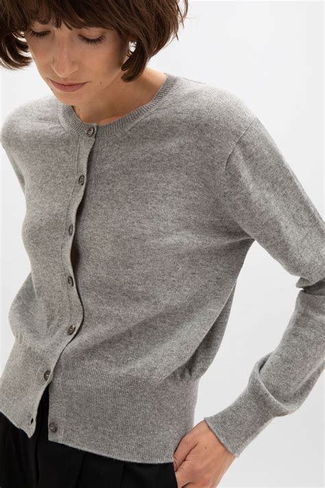 Women's Light Grey Cashmere Cardigan – Johnstons of Elgin