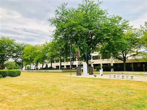 Saginaw County Courthouse in Saginaw, Michigan. Paul Chandler July 2018 ...