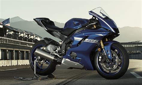 Yamaha to launch YZF R3 next month