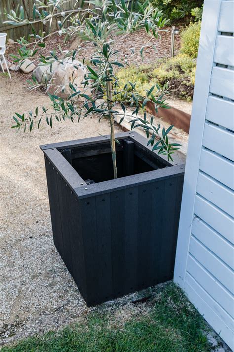 How To Build Planter Boxes - with Ekodeck! — Smor Home