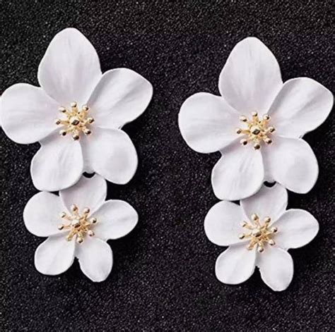 Flower Earrings - Buy Flower Earrings online at Best Prices in India ...