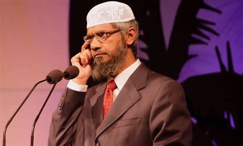Pakistan के ईसाइयों ने खड़ी कर दी जहर उगलने वाले भगोड़े Zakir Naik के ...