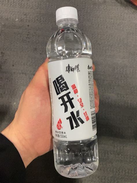 4.8L-产品展示-山东富锶泉饮品有限公司