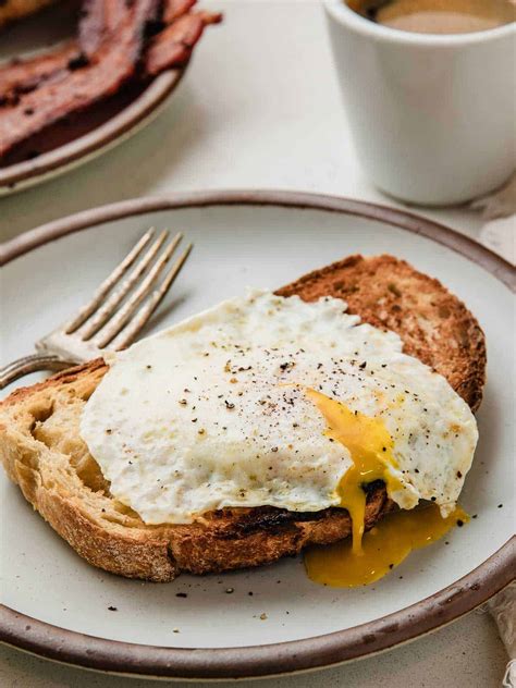 How To Cook Over Easy Eggs