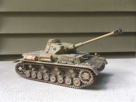 German Panzer IV Tank -- Plastic Model Military Vehicle Kit -- 1/35 ...