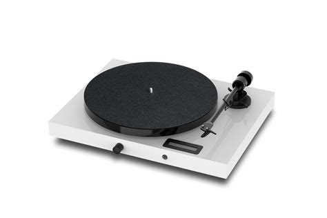 Pro-Ject Juke Box E1 - Turntable with Bluetooth & Phono Preamp (White ...