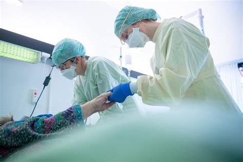 ਬ੍ਰਿਟਿਸ਼ ਡਾਕਟਰਾਂ ਦਾ ਦਾਅਵਾ, ਪੋਲੀਓ ਦੀ ਤਰ੍ਹਾਂ ਜ਼ਿੰਦਗੀ ਭਰ ਦੀ ਬੀਮਾਰੀ ਦੇ ਸਕਦਾ ...