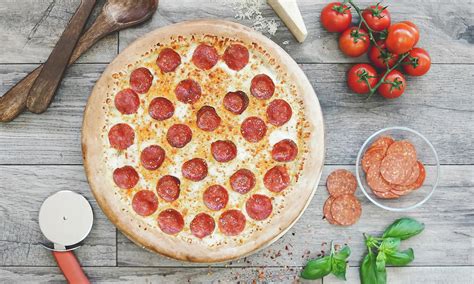 Fast 5 Pizza Menu Riverside • Order Fast 5 Pizza Delivery Online ...