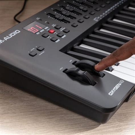 Buy M-Audio Oxygen 49-Key USB MIDI Keyboard Controller at Lowest Price ...