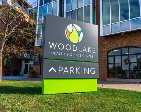 Monument Sign Designs 的图像结果