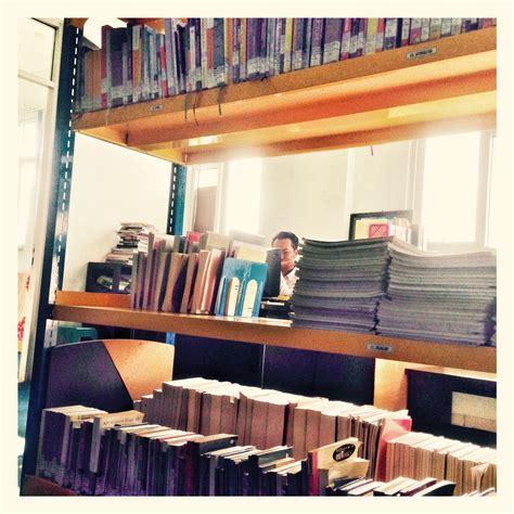 Image result for Form Pinjam Buku Java GUI