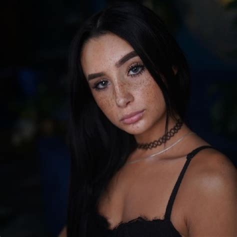 Mackenzie Jones: Wiki, Bio, Age, Height, Family, Career, TikTok, Boyfriends