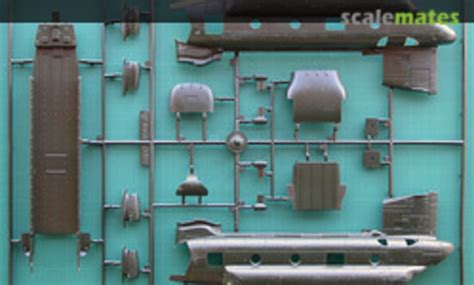 Contents for ACH-47A Chinook Gunship, Italeri 054 (1995) - In-box reviews
