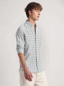 THE BEAR HOUSE Men Checkered Casual White, Light Green, Light Blue ...