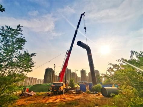 郑州自来水三强公司：“党建+项目”推进供水老旧管网改造工程进度