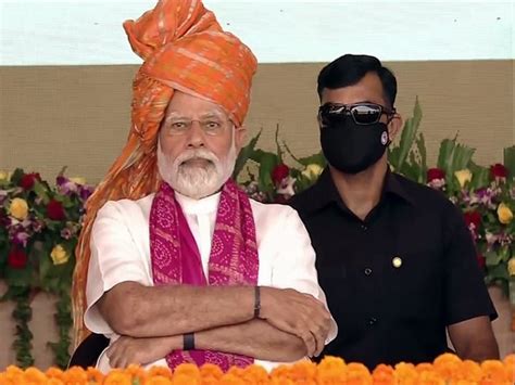 PM to lay foundation stone for electric locomotives unit in Gujarat's ...