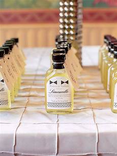 Wedding Gifts For Guests Cheap by 25 Diy Wedding Favors For Any Budget Wedding Gifts For Guests Cheap