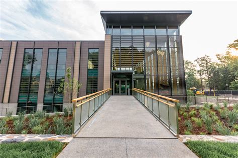 Duke Student Wellness Center — D.A. Everett