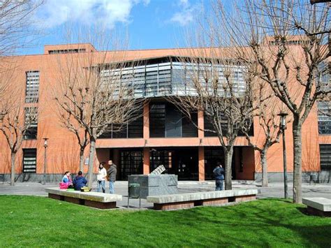 两栖西班牙语 | 中国教育部承认的西班牙大学名单