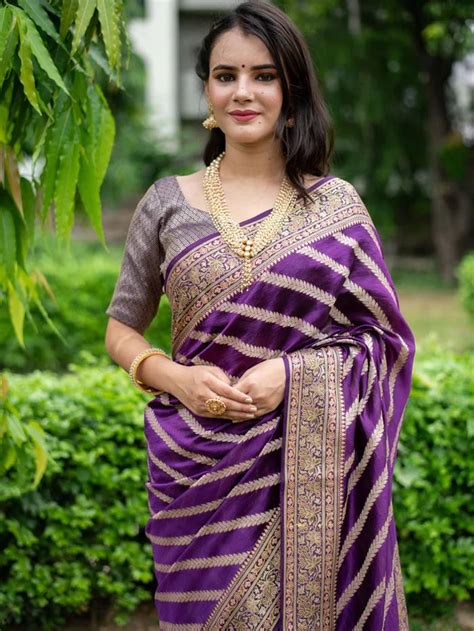Banarasi Pure Georgette Saree With Aada Resham Weaving-Purple – Accura ...