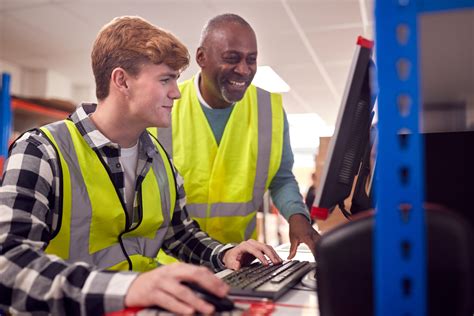 Employee Relocation Assistance For Entry-Level Jobs & Internships