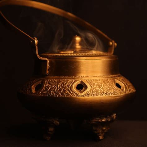 Buy Codesustain Mandu Ancient Brass Loban Daan | Akhand Diya Lamp ...