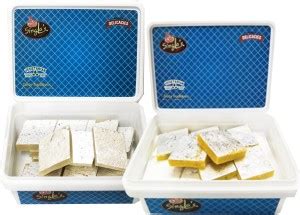 Singla Sweets Kesar Kaju Barfi 200g Kaju katli 200g Combo (Pack of 2* ...
