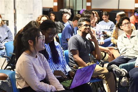Hopkins Votes hosts presidential debate watch party | Hub