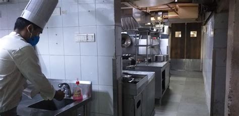 Covid 19 - Gallery | Royalton Hotel