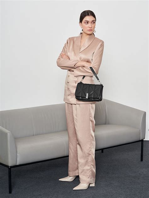 Genevieve Quilted Top Handle Sling Bag – MIRAGGIO