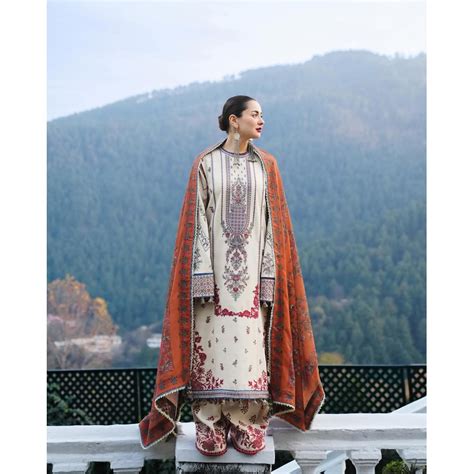 HUSSAIN REHAR LUXURY 2024