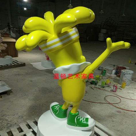 具有岭南佳果之称标志玻璃钢香蕉造型雕塑雷州半岛产地_添翼雕塑李总-站酷ZCOOL