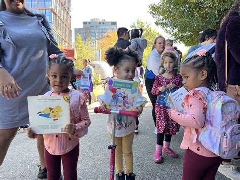 Meet our friends: Brooklyn Book Bodega | Hello Bunny Bloom