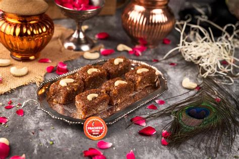 Pracheen Petha Palace Agra Special Doda Petha Famous Mithai Agra Famous ...
