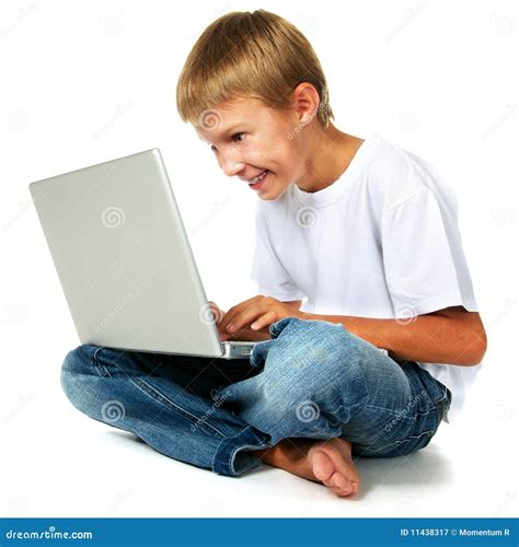 Boy Using Computer 的图像结果