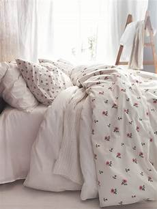 ikea piumoni matrimoniali piumoni matrimoniali per un letto shabby chic 25 modelli ikea piumoni matrimoniali piumoni matrimoniali per un letto shabby chic 25 modelli