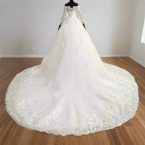 GownLink Royal White Wedding Gown Off Shoulder Long Train Bridal Dress