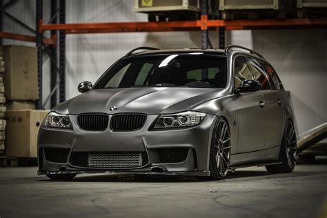 This heavily tuned BMW 335i Touring delivers 800 horsepower