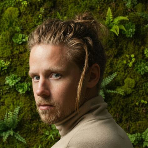 Andrew K - Basic computer teacher - ₹4124/h