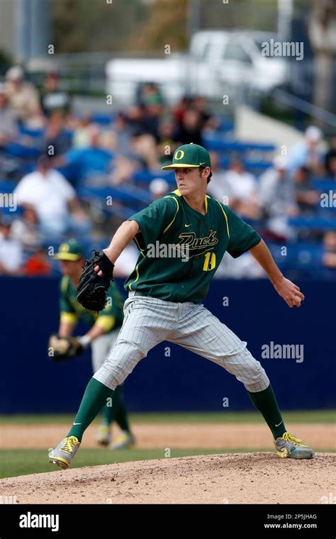 Cal St. Fullerton Titans vs. Oregon Ducks, Anderson Family Field ...