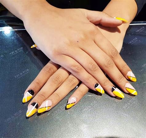 Tip And Toe Nail Club | LBB