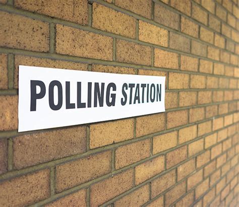 Polling Place Signage 的图像结果