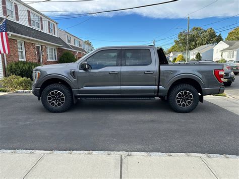 Leveled on 34 inch KO3 tires (295/70/18) + 2" ReadyLift Leveling Kit ...