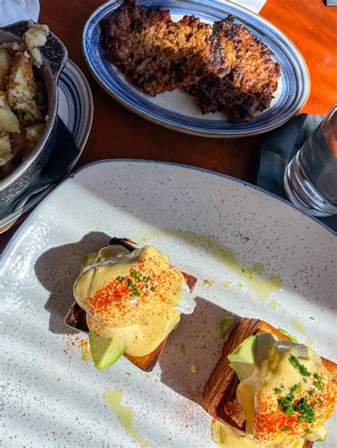 8 Things You Must Do in Nashville in December — Piña Colada Passport