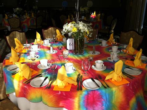 table decorations, plenty of colour | 60s party themes, Hippie party ...